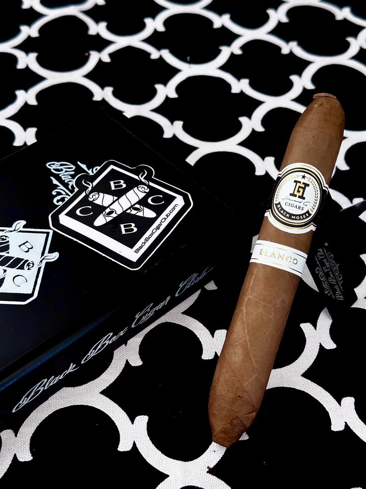 Howard G Cigars- "Black Moses" Blanco