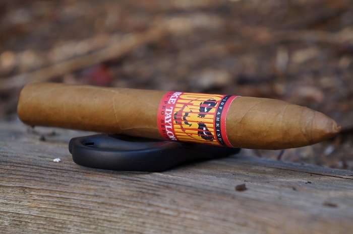 Howard G Cigars- 1OFAHKINE "Pro Series"