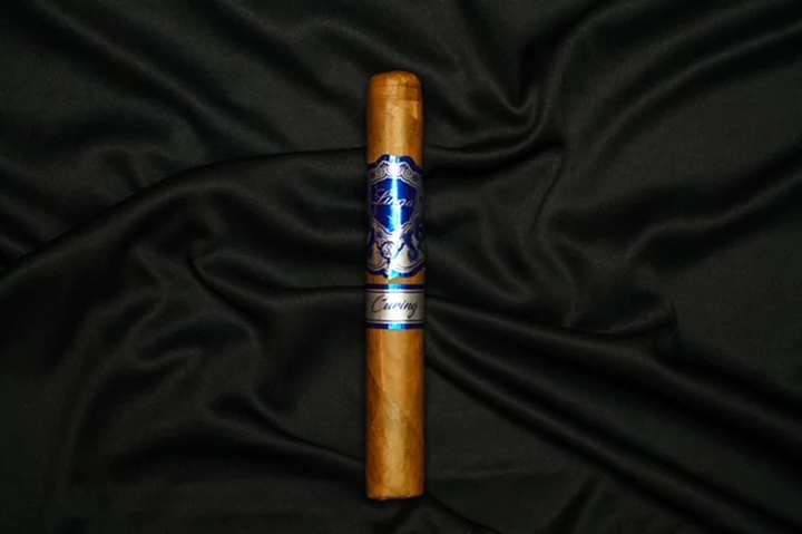 Linga Cigars- "Curing"